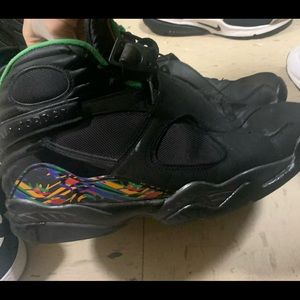Jordan 8 Retro Raid